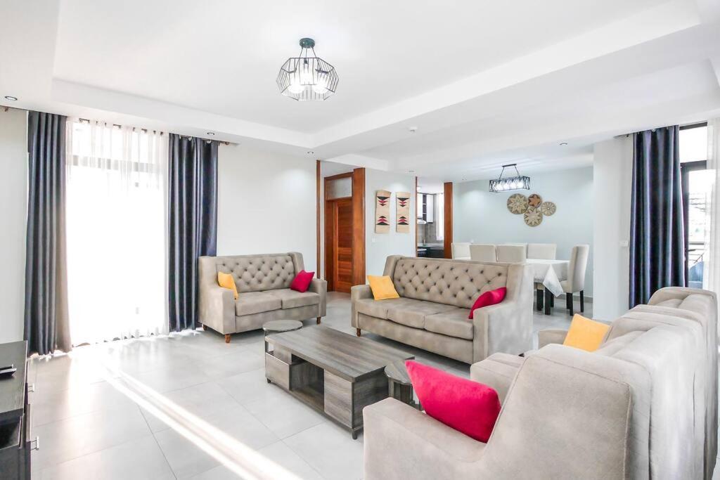 Ultra Modern Apartment In Nyarutarama 基加利 外观 照片