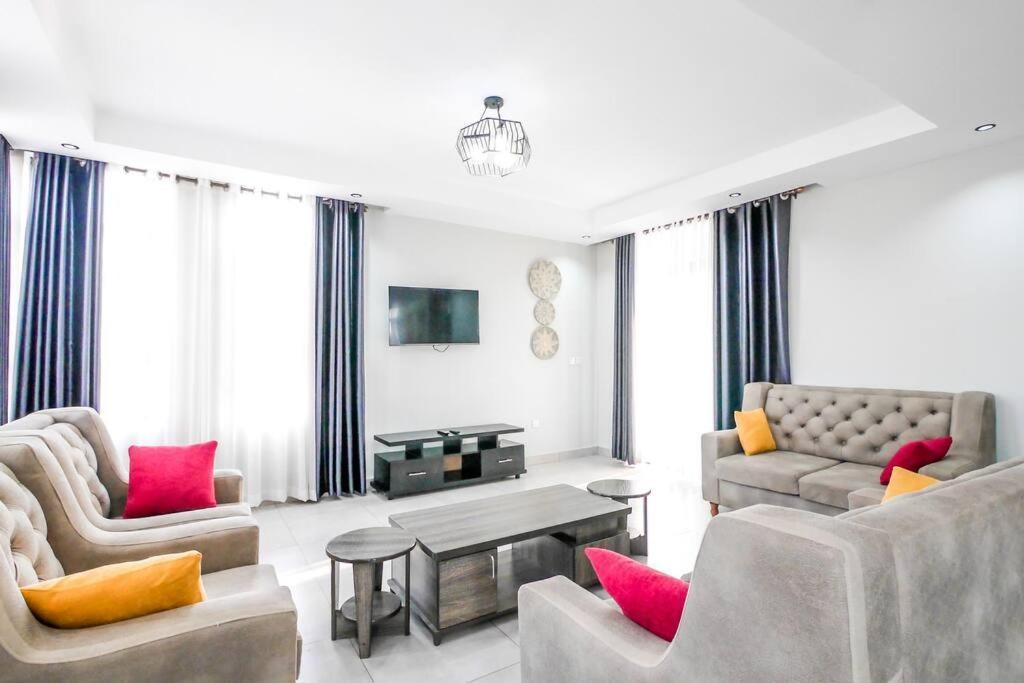 Ultra Modern Apartment In Nyarutarama 基加利 外观 照片
