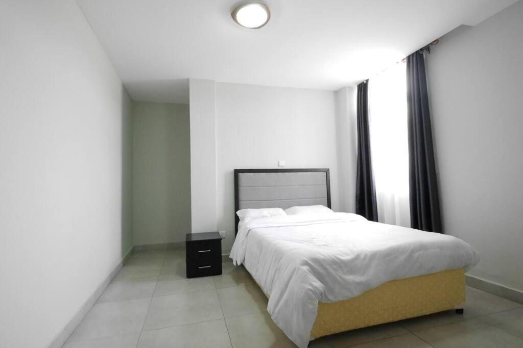 Ultra Modern Apartment In Nyarutarama 基加利 外观 照片
